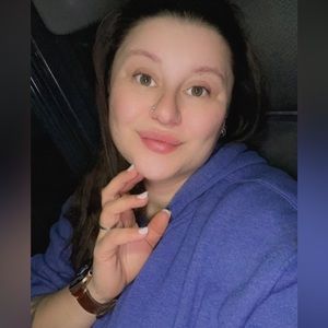 Meet your Posher, Charla jean